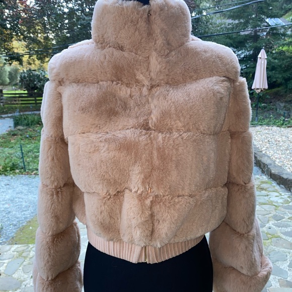 Soft Pink Fur Coat - Picture 7 of 9